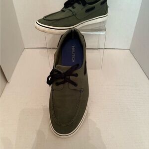Nautica Mens Green Canvas Tennis Shoes Size 10